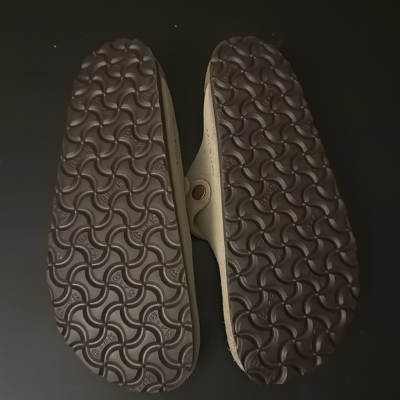 BIRKENSTOCK Boston Soft Footbed
Suede Leather - Picture 4 of 4